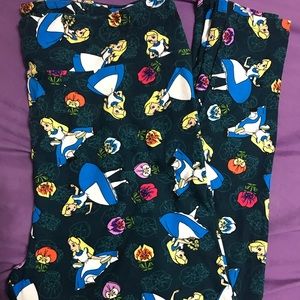 TC2 Alice in Wonderland Leggings